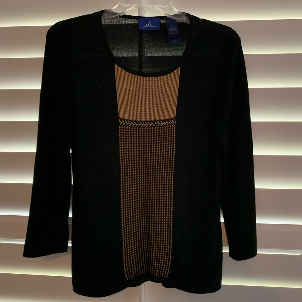 J.H. Collectibles Women’s 3/4 Length Sleeves Sweater, Size Medium